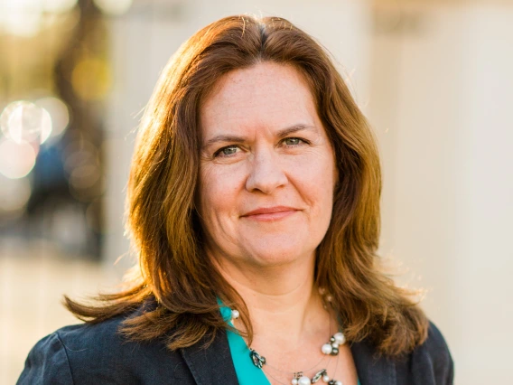 JoyceSchroeder_photo.jpg